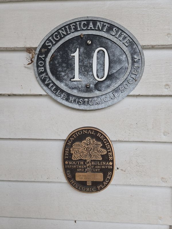 230 East Liberty Street Marker. Click for full size. 230 East Liberty Street Marker image. Click for full size.
