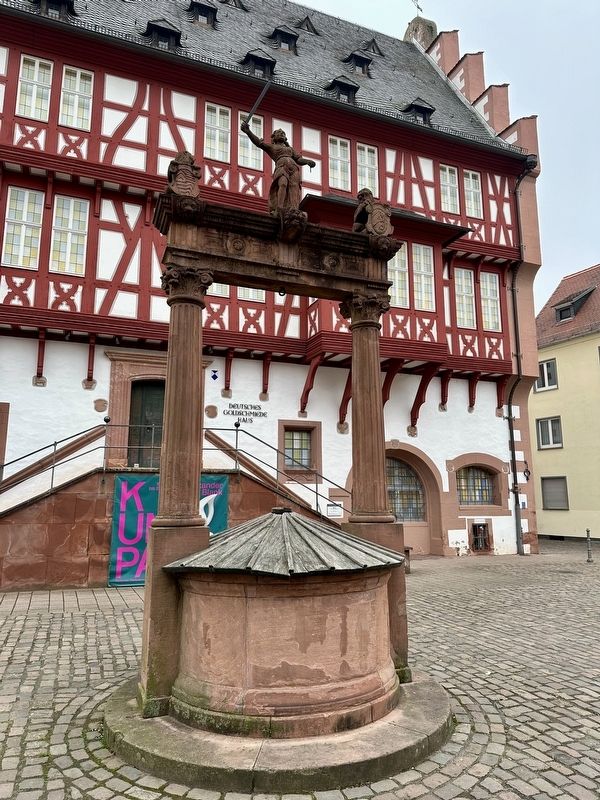 Gerechtigkeitsbrunnen / Fountain of Justice image. Click for full size.