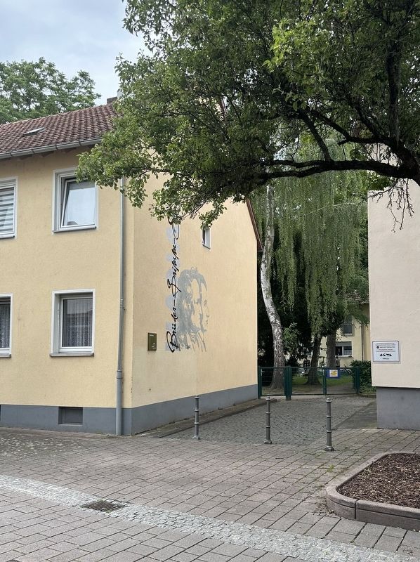 Stadtmauer / City Wall Marker - wide view. Click for full size. Stadtmauer / City Wall Marker - wide view image. Click for full size.
