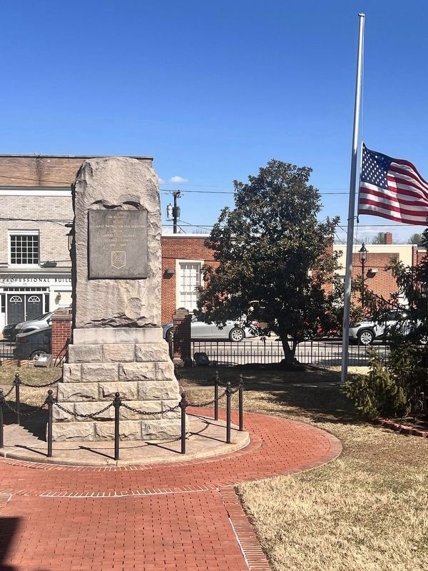 Confederate Memorial image. Click for full size.