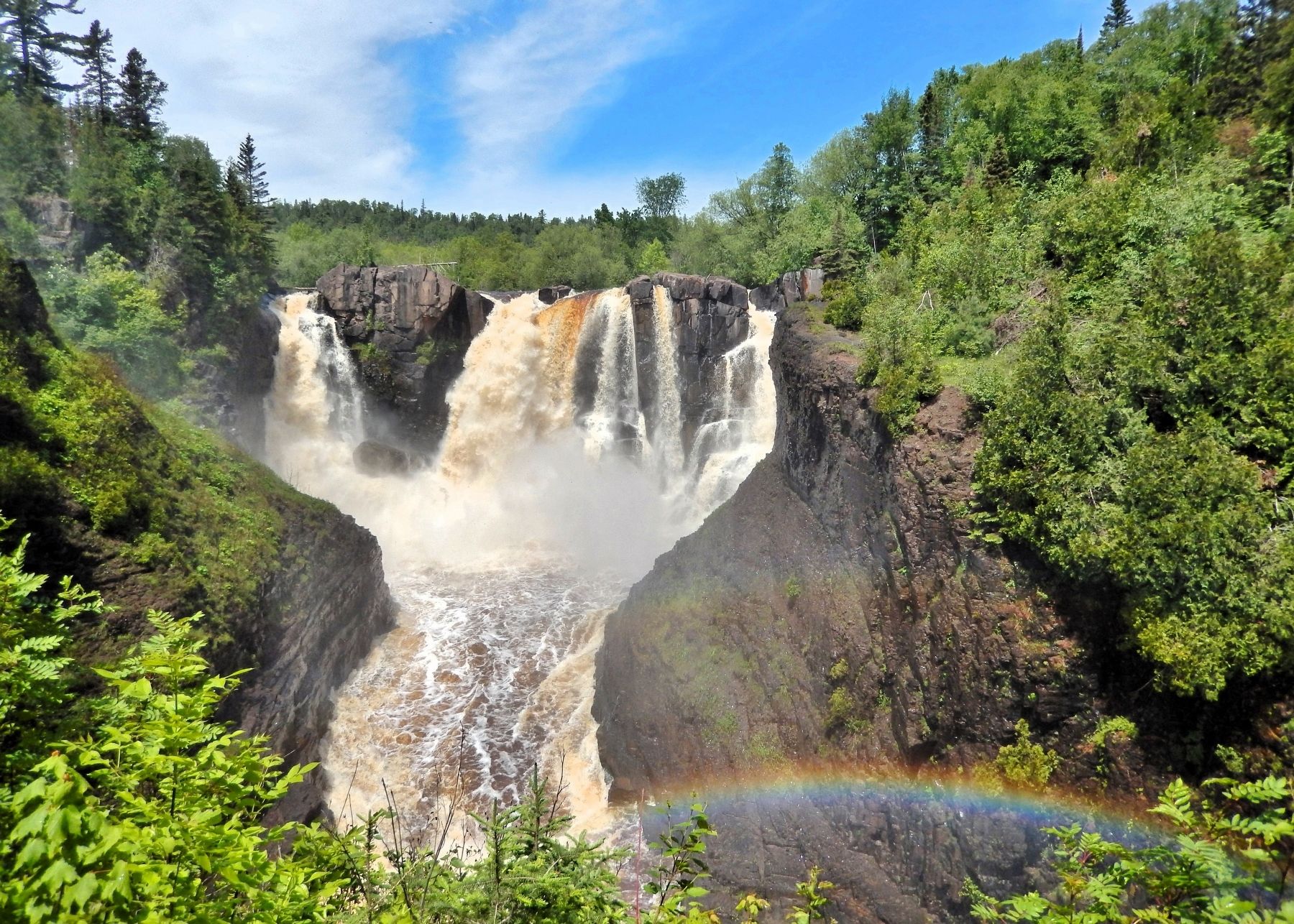 High Falls of the Pigeon River. Click for full size. High Falls of the Pigeon River image. Click for full size.