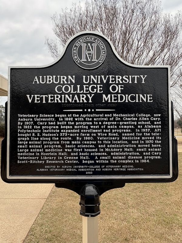 Auburn University College of Veterinary Medicine Marker image. Click for full size.