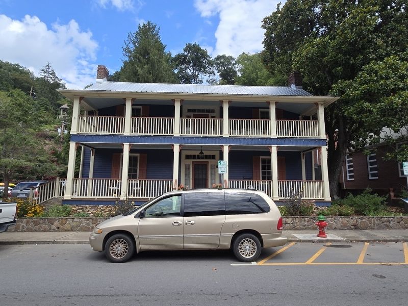 Full view of Col. Lawrence M. Allen House. Click for full size. Full view of Col. Lawrence M. Allen House image. Click for full size.