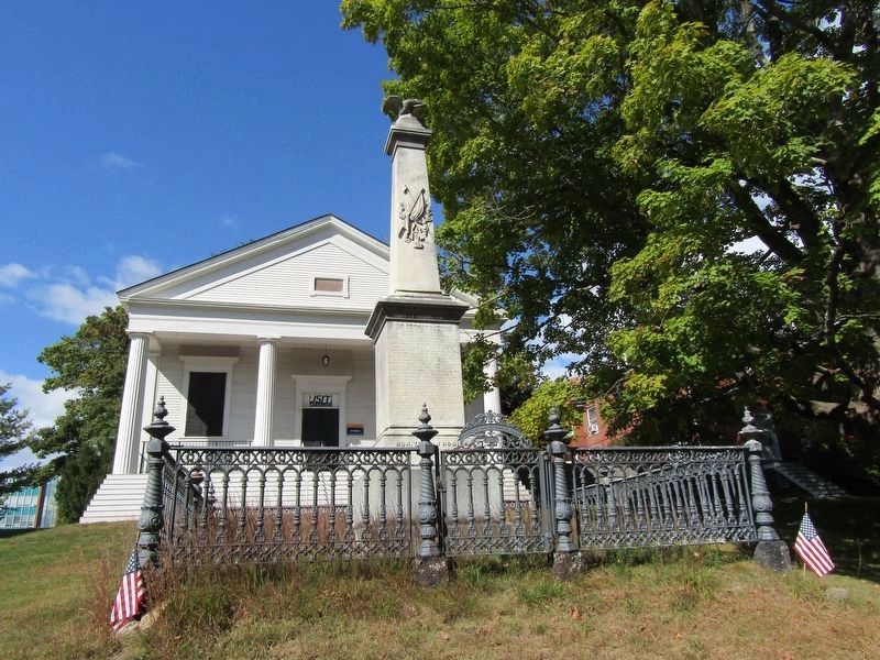Soldiers' Monument image. Click for full size.