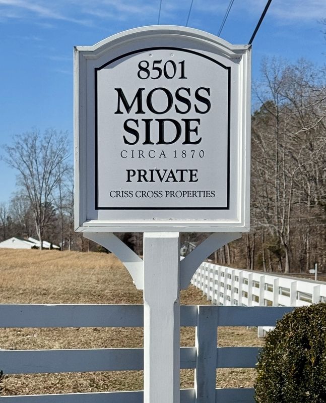 Moss Side Manor entrance sign image. Click for full size.