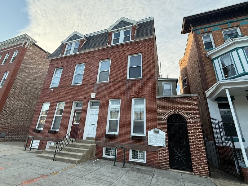 317-319 East 25th Street image. Click for full size.
