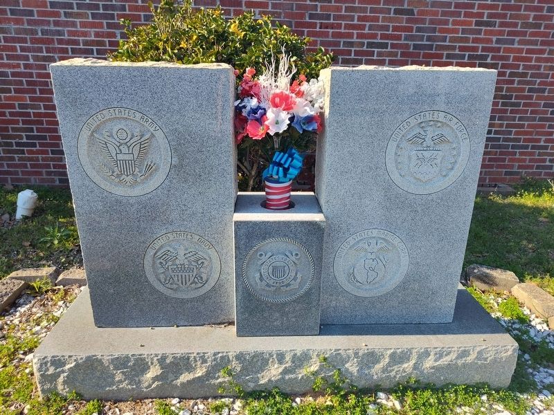 American Legion Post No. 82 - V.F.W. Post No. 4448 & D.A.V. Post No. 94 Veterans Memorial Marker image. Click for full size.