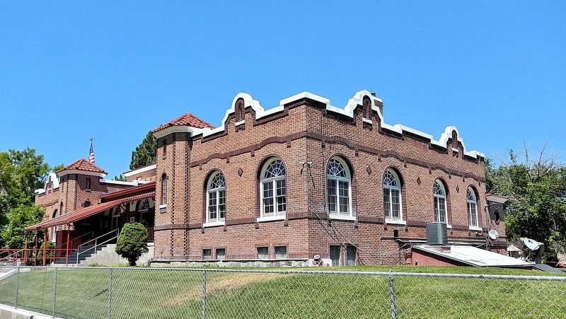 Bannock County Veterans Memorial Building<br>(<i>southwest elevation</i>). Click for full size. Bannock County Veterans Memorial Building<br>(<i>southwest elevation</i>) image. Click for full size.