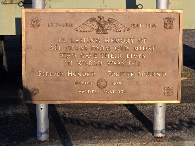 World Wars Memorial Marker. Click for full size. World Wars Memorial Marker image. Click for full size.