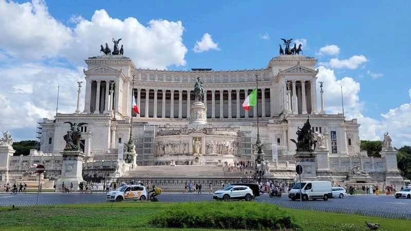 Victor Emmanuel II Monument image. Click for full size.