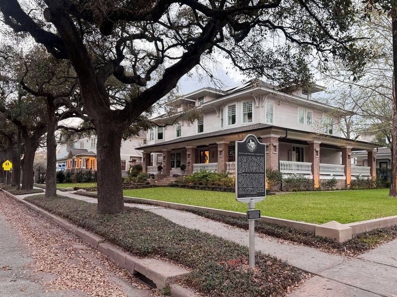 Woodland Heights Community Marker - new location. Click for full size. Woodland Heights Community Marker - new location image. Click for full size.