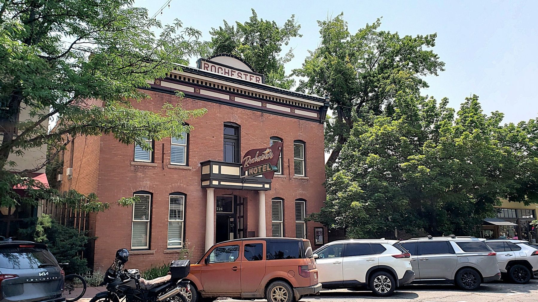 The Rochester Hotel (<i>northwest elevation</i>). Click for full size. The Rochester Hotel (<i>northwest elevation</i>) image. Click for full size.