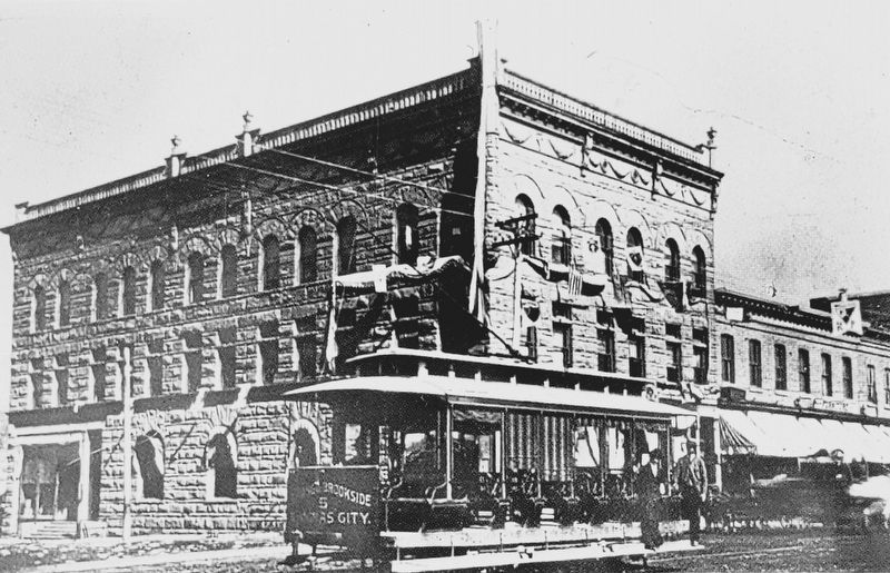 Marker detail: Streetcar on Main Avenue in 1913 image. Click for full size.