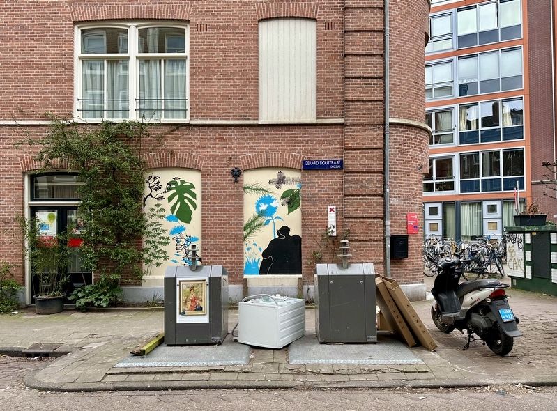 Gerard Doustraat Cake Wedges Marker - wide view. Click for full size. Gerard Doustraat Cake Wedges Marker - wide view image. Click for full size.