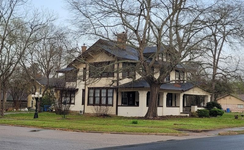 Collins-Shotwell House and Marker. Click for full size. Collins-Shotwell House and Marker image. Click for full size.