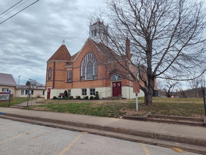 First Presbyterian Church & Graveyard image. Click for full size.