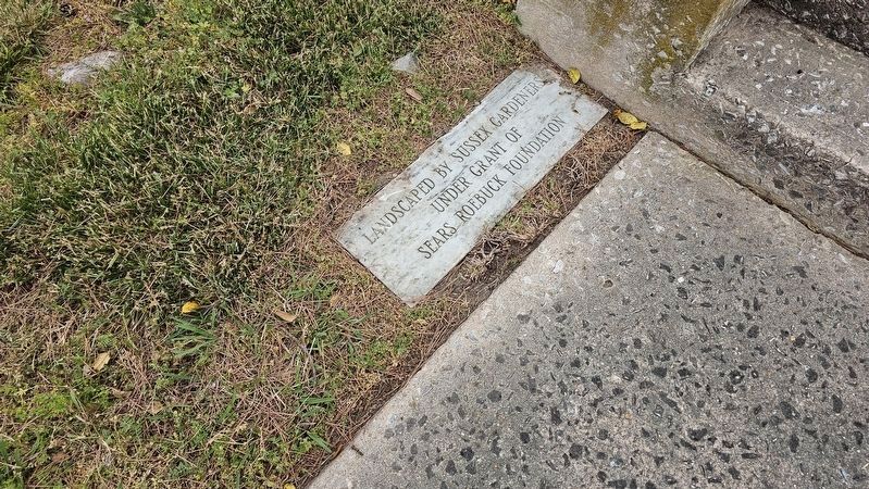 A Landscaping Plaque at the De Vries Monument. Click for full size. A Landscaping Plaque at the De Vries Monument image. Click for full size.