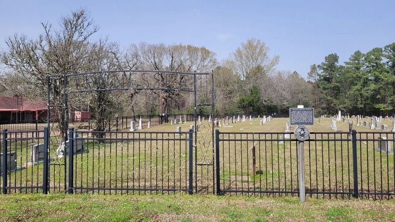 The entrance gate to the Tennessee Community Cemetery and Marker image. Click for full size.