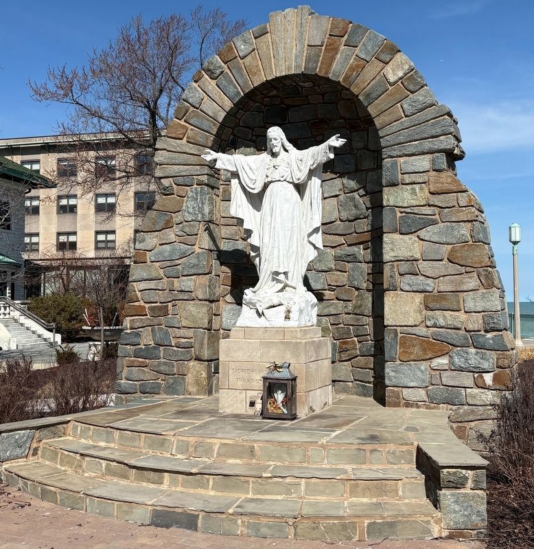 Sacred Heart Shrine at Loyola University image. Click for full size.