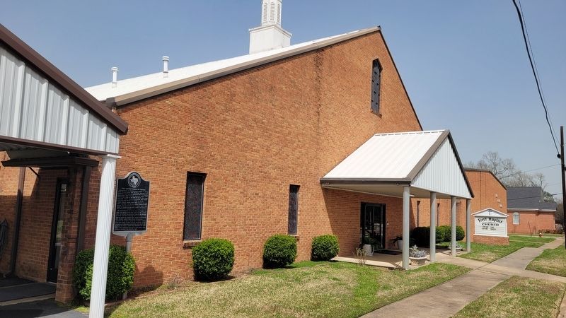 Closeup of the First Baptist Church of Timpson and Marker. Click for full size. Closeup of the First Baptist Church of Timpson and Marker image. Click for full size.