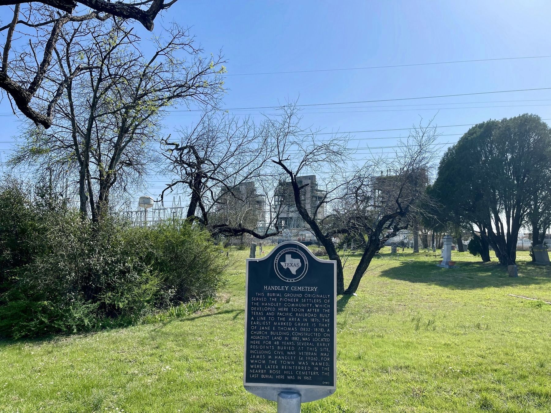Handley Cemetery Texas Historical Marker in situ image. Click for full size.