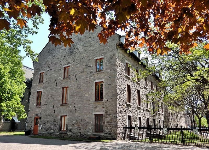 L'Ancien Hôpital General des Sœurs Grises/The Grey Nuns' Hospital (<i>southwest elevation</i>). Click for full size. L'Ancien Hôpital General des Sœurs Grises/The Grey Nuns' Hospital (<i>southwest elevation</i>) image. Click for full size.