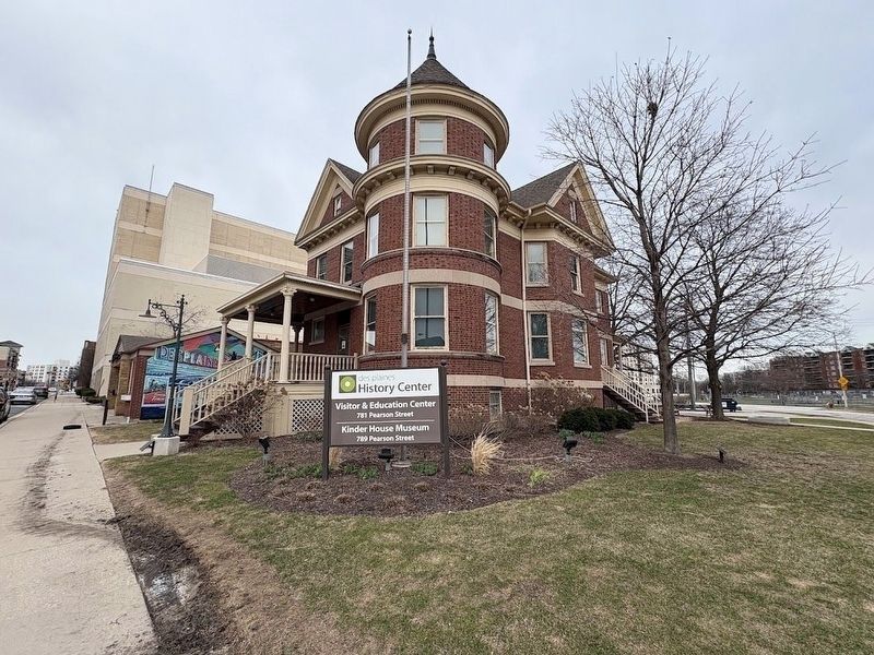 Des Plaines History Center image. Click for full size.