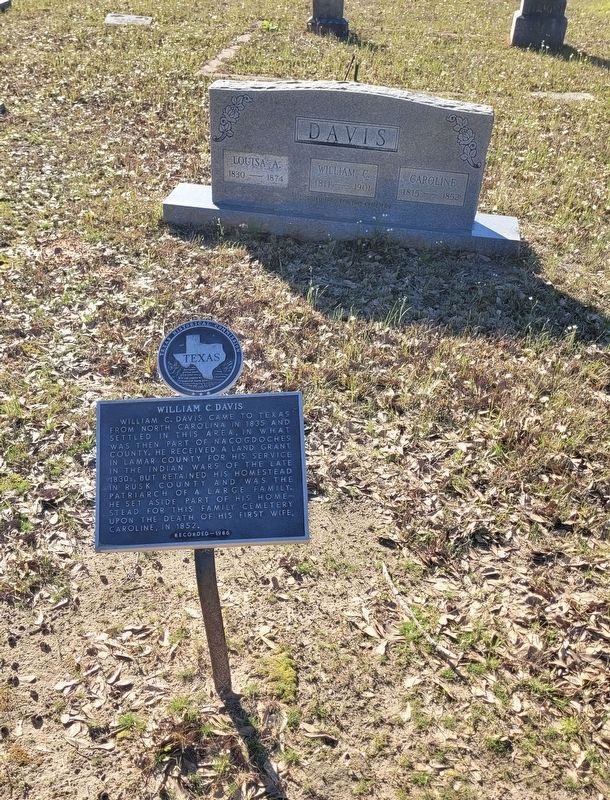 William C. Davis Marker and Gravestone image. Click for full size.