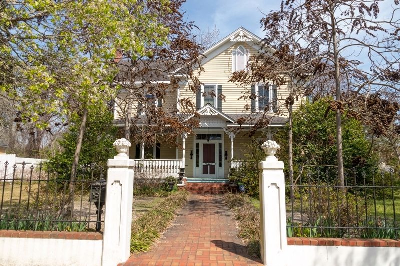 Miller-Turner House. Click for full size. Miller-Turner House image. Click for full size.