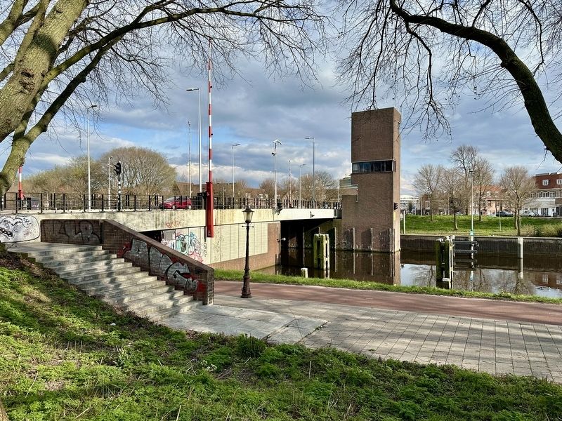 Gerben Wagenaarbrug image. Click for full size.