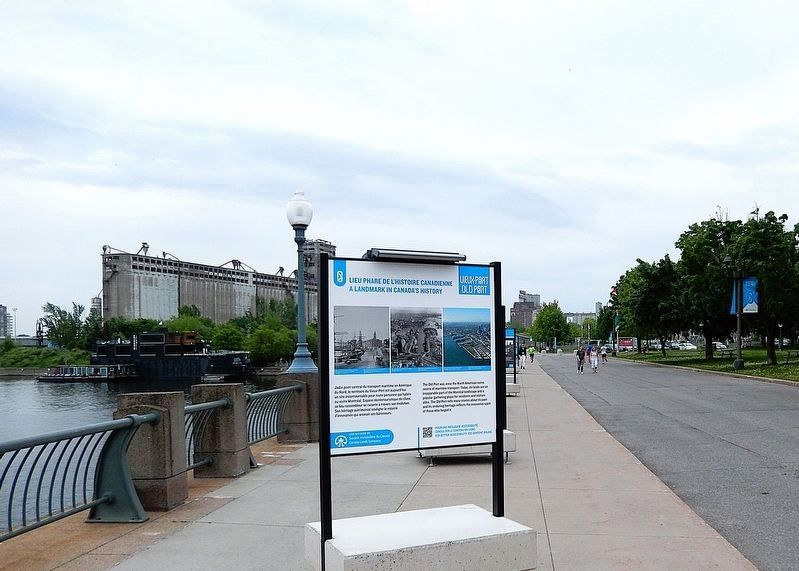 Lieu Phare de l'histoire du Canada/A Landmark in Canada's History Marker. Click for full size. Lieu Phare de l'histoire du Canada/A Landmark in Canada's History Marker image. Click for full size.