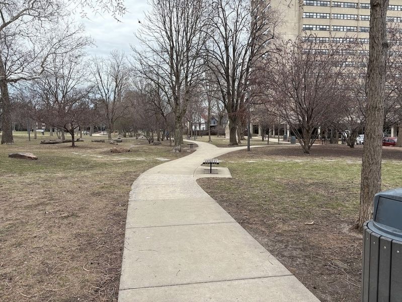 Mills Park labyrinth image. Click for full size.
