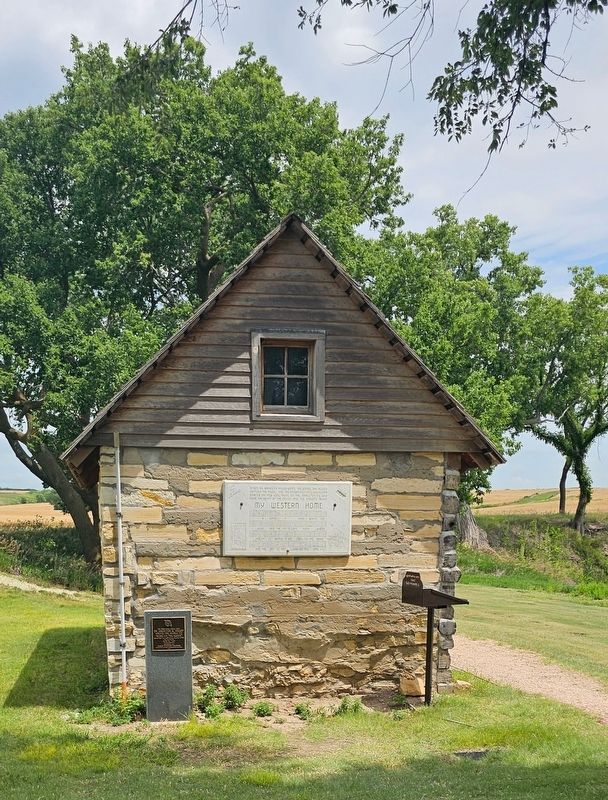 Home on the Range Cabin image. Click for full size.