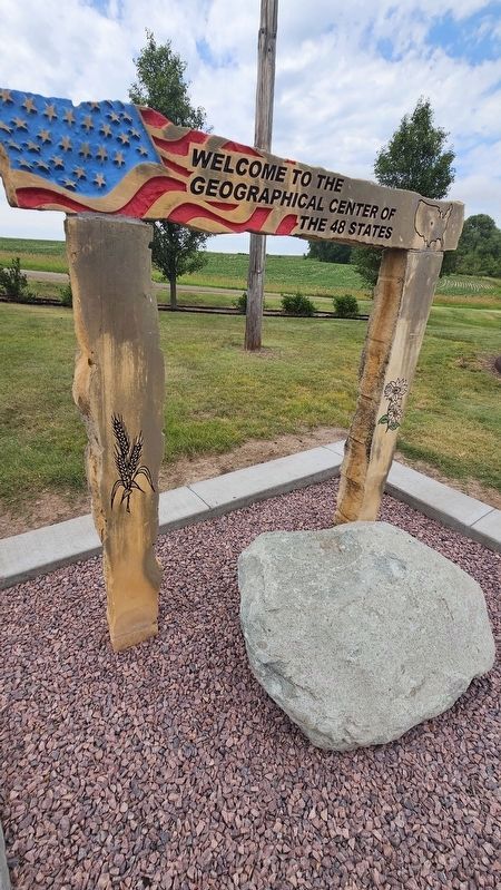 The Geographical Center of the 48 States Marker image. Click for full size.