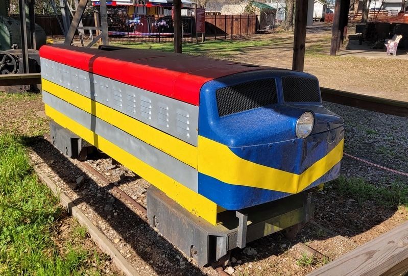 The Train at Lake Forest Park image. Click for full size.