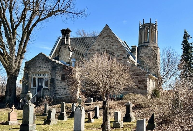 Hamilton Cemetery Gatehouse (west elevation) image. Click for full size.