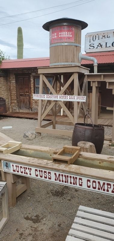 Lucky Cuss Mine. Click for full size. Lucky Cuss Mine image. Click for full size.