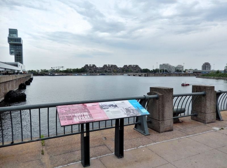 Russel Quay/quai Russel Marker. Click for full size. Russel Quay/quai Russel Marker image. Click for full size.