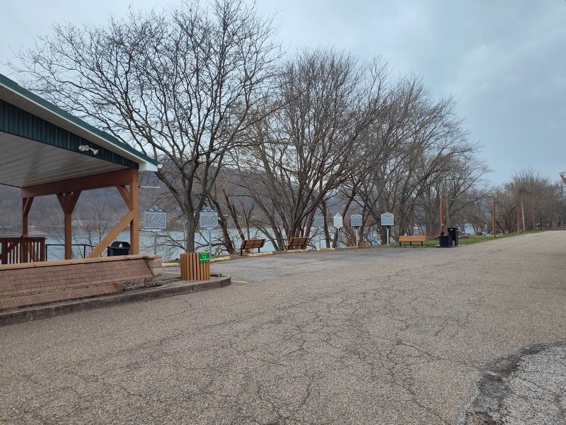 Arthur Jack Watson Overlook Pavilion image. Click for full size.