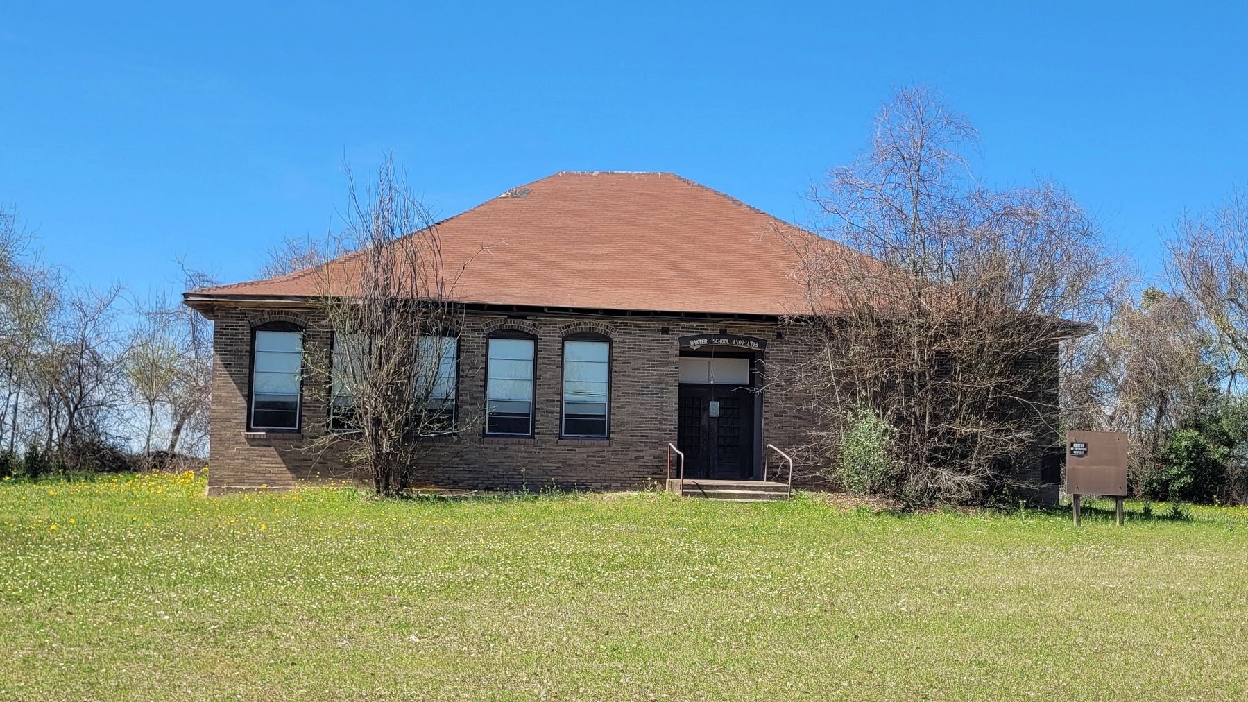 Baxter School image. Click for full size.