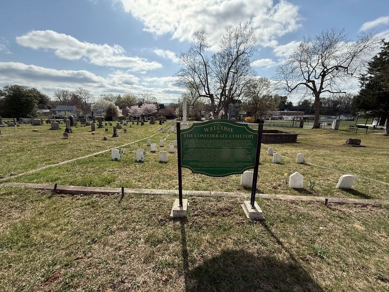 Welcome to the Confederate Cemetery Marker. Click for full size. Welcome to the Confederate Cemetery Marker image. Click for full size.