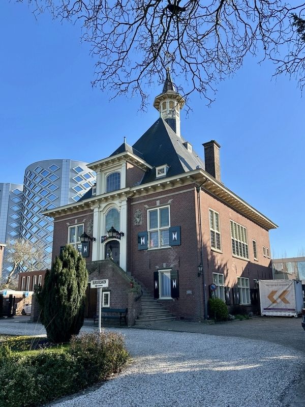 Raadhuis / Town Hall and Marker image. Click for full size.