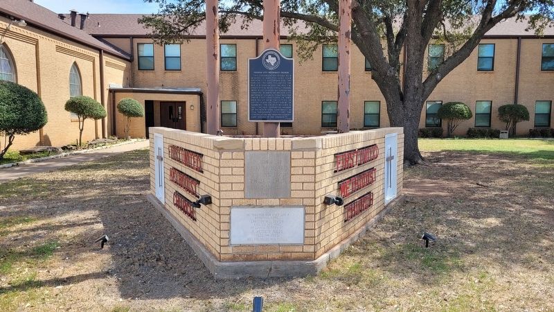 Archer City Methodist Church and Marker. Click for full size. Archer City Methodist Church and Marker image. Click for full size.