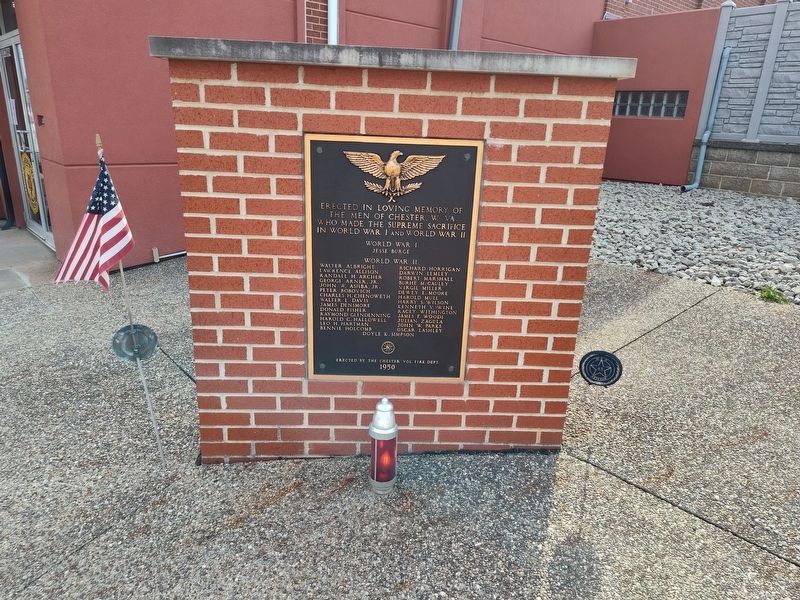 Chester World War I & World War II Veterans Memorial image. Click for full size.