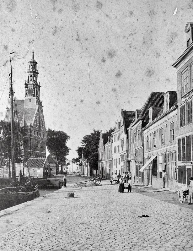 Hoofdtoren / Main Tower - as seen from the north. Click for full size. Hoofdtoren / Main Tower - as seen from the north image. Click for full size.