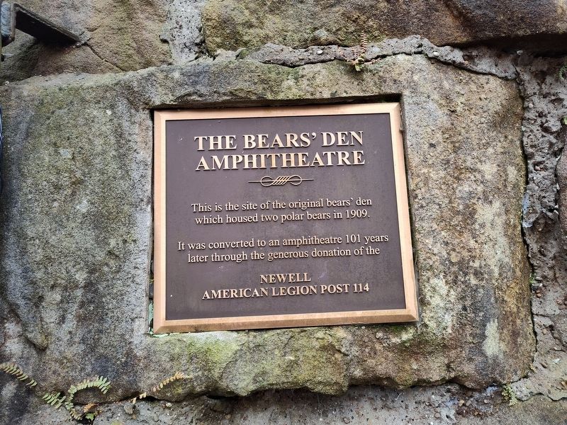 The Bears' Den Amphitheatre Marker image. Click for full size.