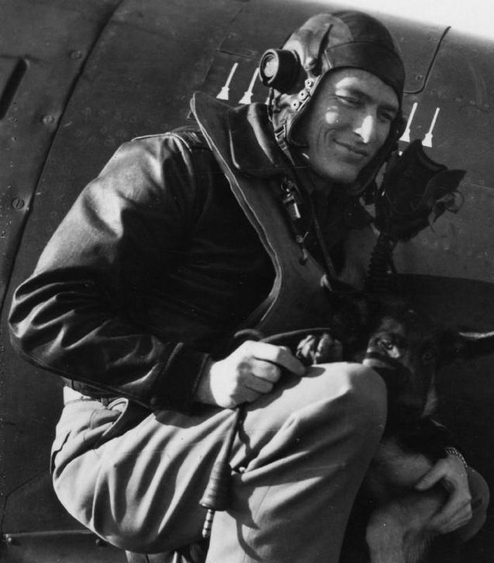 First Lieutenant Quince L. Brown of the 84th Fighter Squadron, 78th Fighter Group image. Click for full size.
