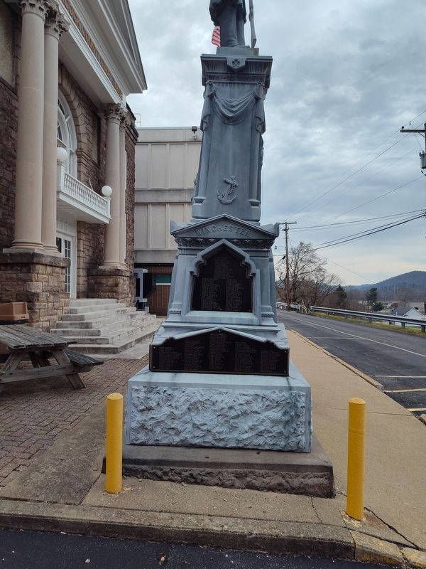 Hancock County Civil War Memorial image. Click for full size.
