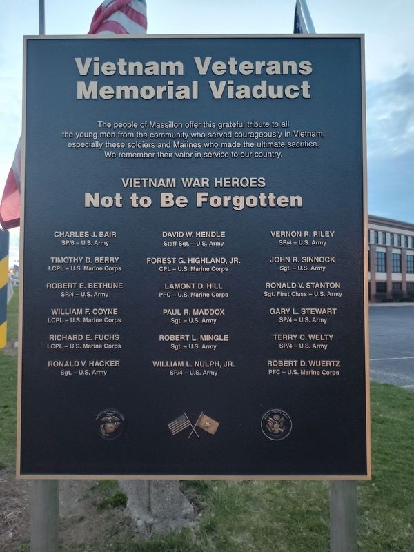 Vietnam Veterans Memorial Viaduct Marker. Click for full size. Vietnam Veterans Memorial Viaduct Marker image. Click for full size.