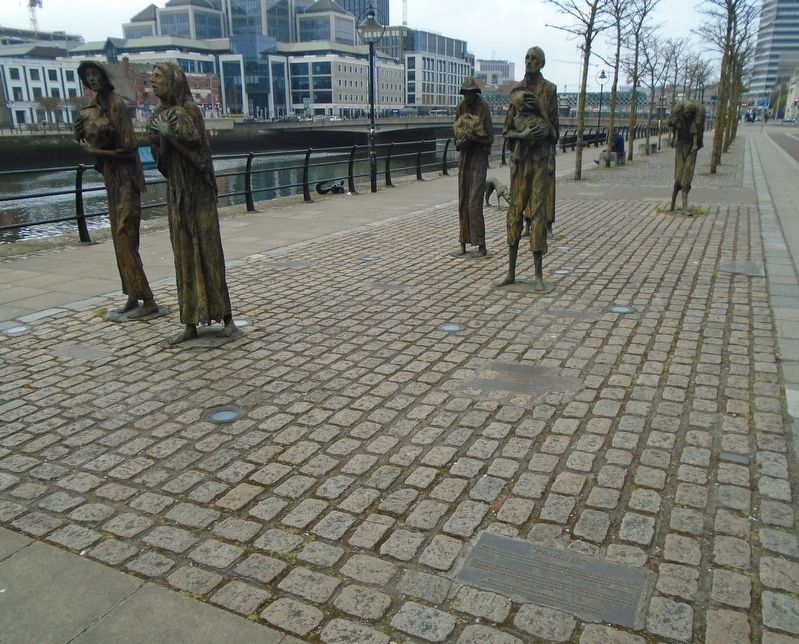 "Famine" Memorial image. Click for full size.